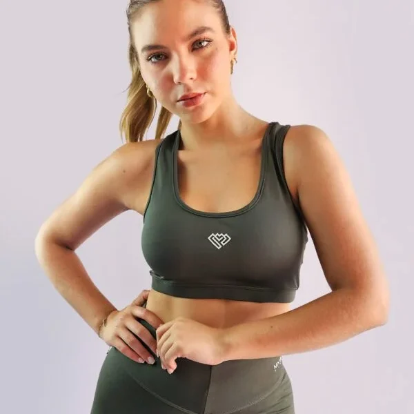 Top clásico deportivo verde militar (L)