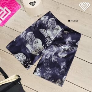 Short deportivo hueso