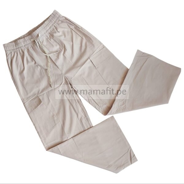 Jogger oversize crema (talla M)