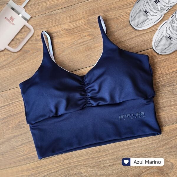 Top veleta azul marino