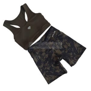 Conjunto verde militar(talla L)