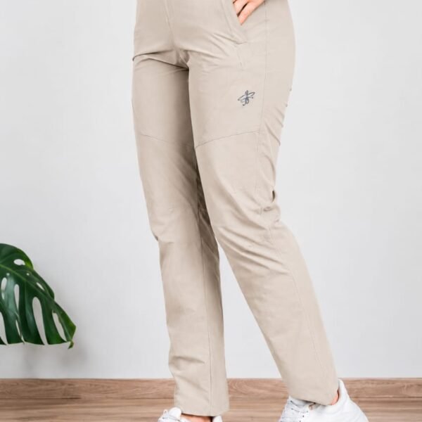 Jogger trekking beige (M y L)